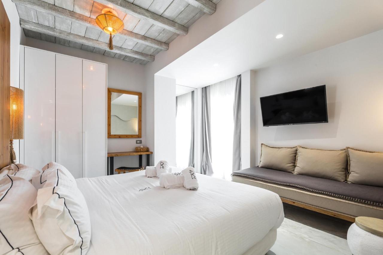 Blue Carpet Luxury Suites Pefkochori Luaran gambar