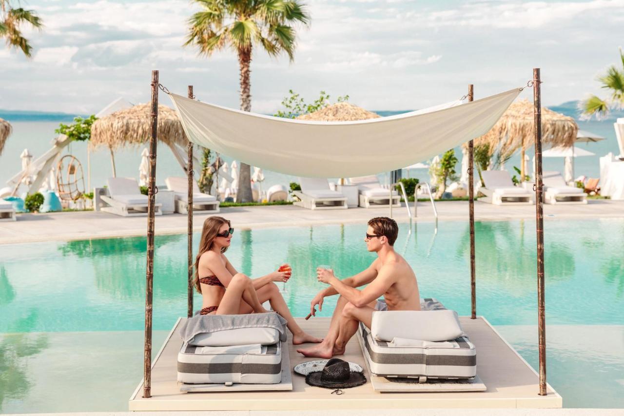 Blue Carpet Luxury Suites Pefkochori Luaran gambar
