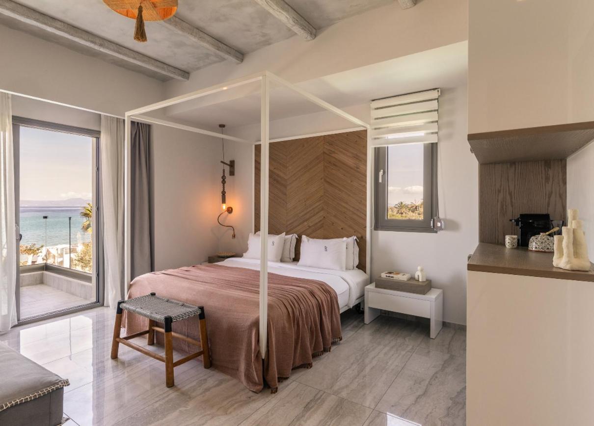 Blue Carpet Luxury Suites Pefkochori Luaran gambar